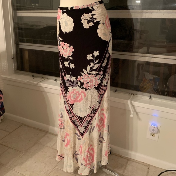 Free People Floral Maxi - Picture 11 of 12